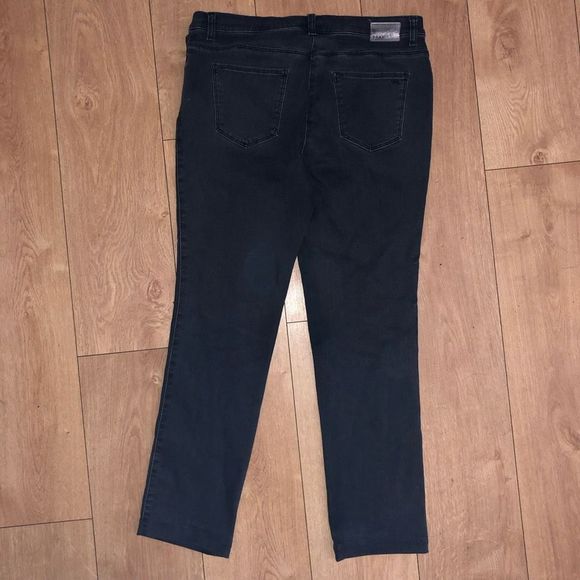 BRAX Jeans, STYLE MARY - Slim fit Straight Leg Charcoal Jeans Size 8S, MSRP $135 - Picture 3 of 9